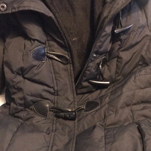 Ellen Tracy long puffer coat. - Picture 3 of 6